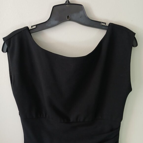 Diane Von Furstenberg Women's Sleeveless Black Dress with Ruching Size 6 V-Back - Picture 2 of 15